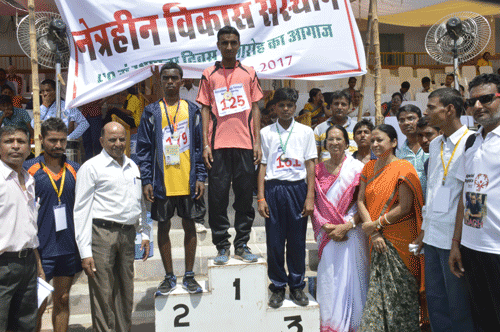 Awarding MEDALS to the WINNERS in the SPORTS EVENTS on the occasion of 40th Anniversary of Netraheen Vikas sansthan